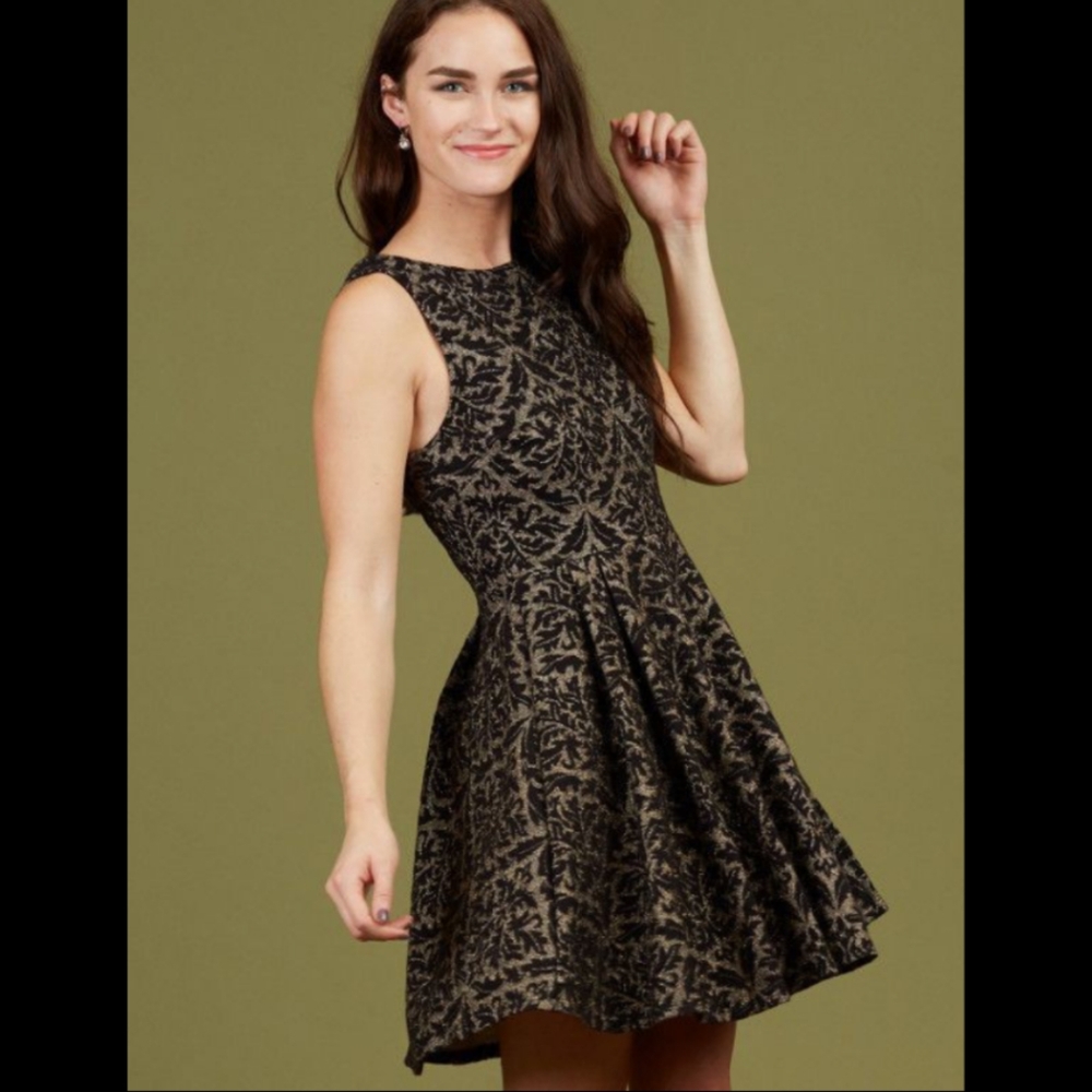 Altr'd State black & gold shimmer sleeveless dress